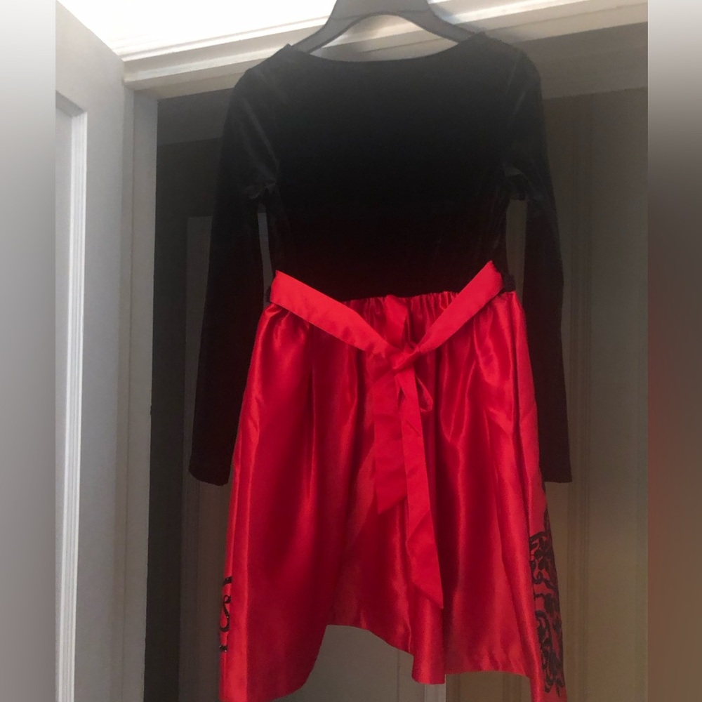 Rare Editions Black Velvet and Red Satin Lace Patterned Dress - Picture 2 of 7